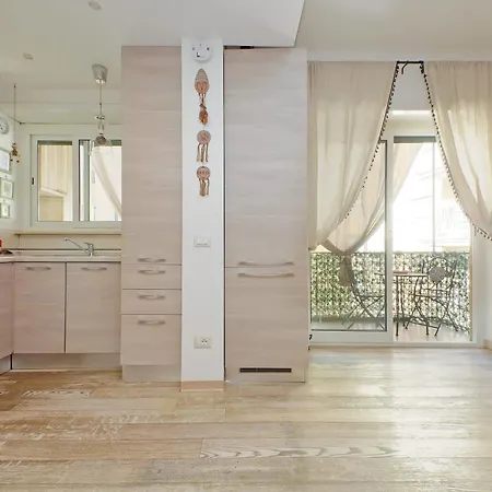 1br Flat With Balcony Apartment